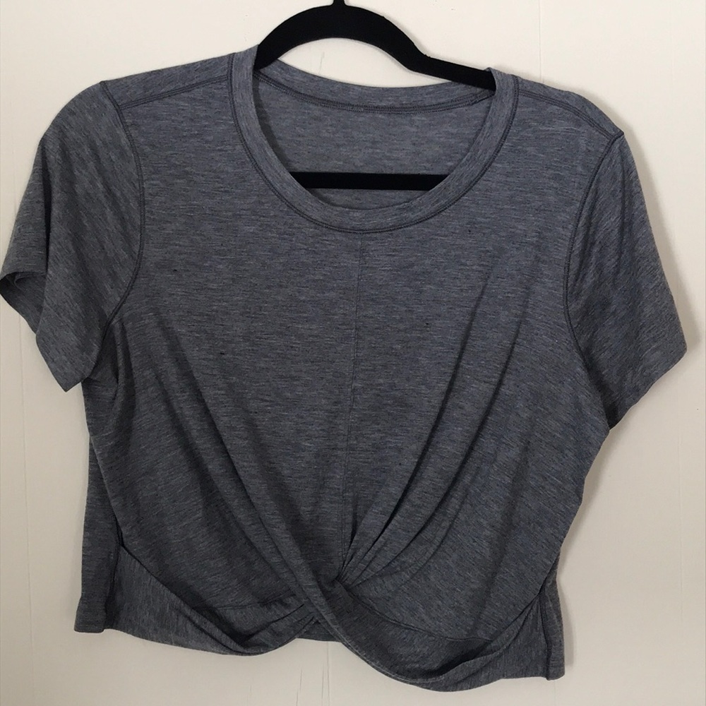 Lulu lemon twist crop tee